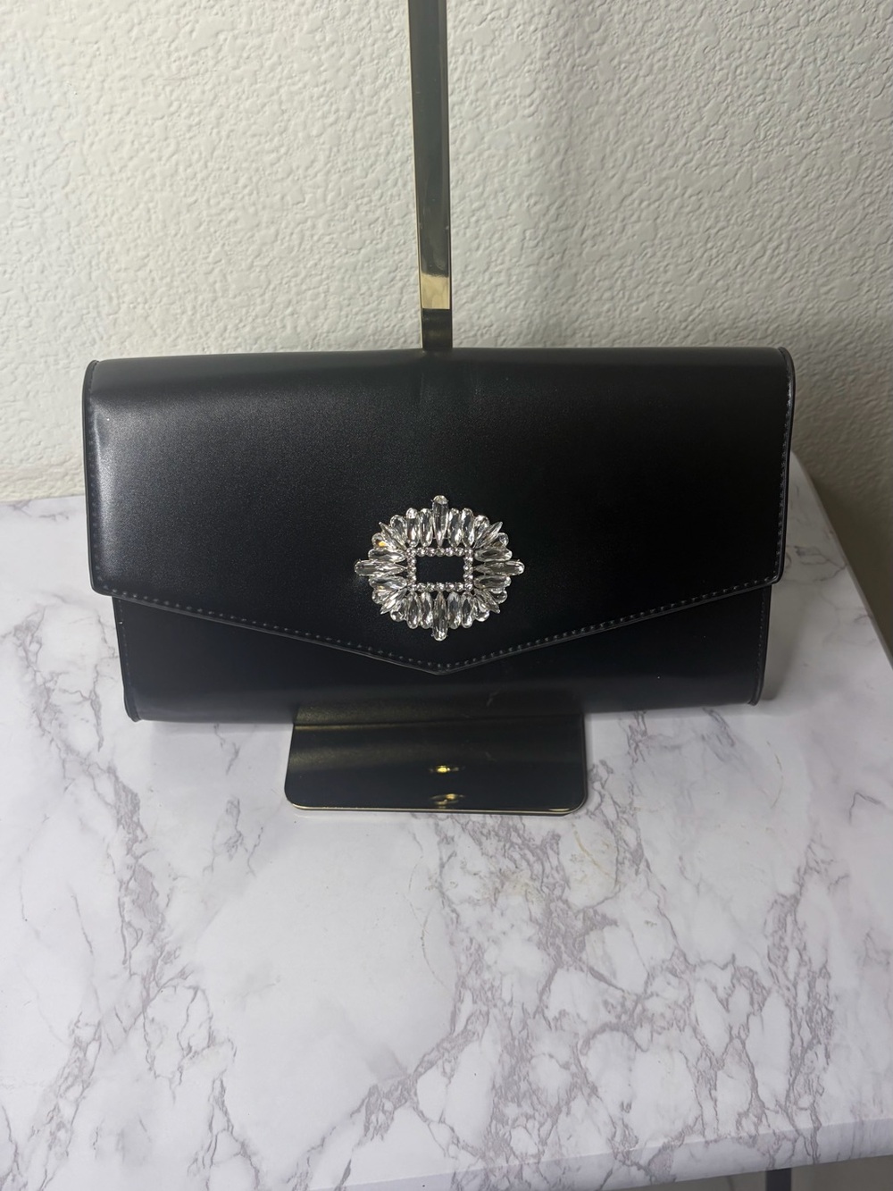 Badgley Mischka Black Crystal-Embellished Envelope Clutch